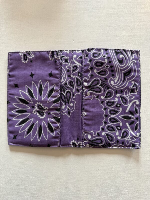 Protège passeport  Violet / Lilas – Image 2